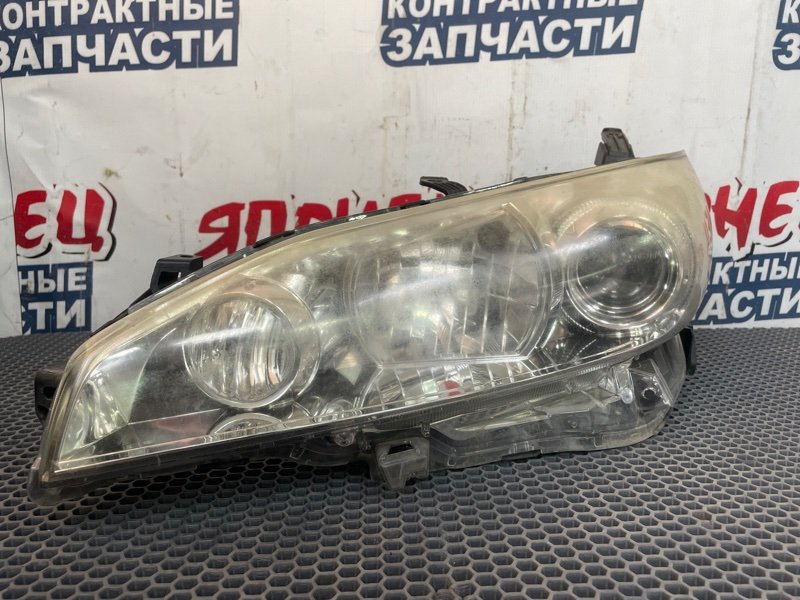 Фара Toyota Wish ZGE20 2ZR-FAE 2010 левая (б/у)