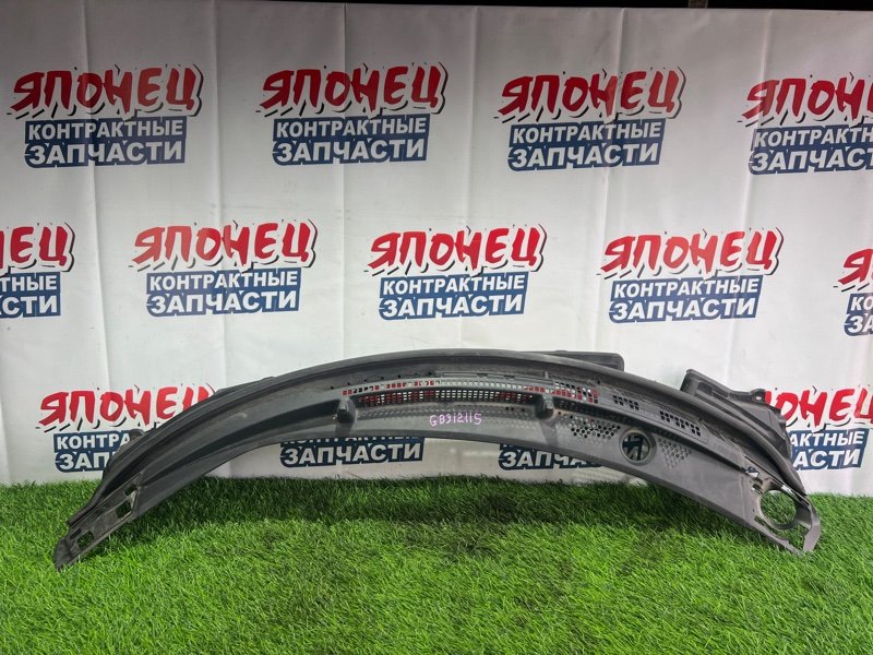 Планка под дворники Honda Freed Spike GB3 L15A (б/у)