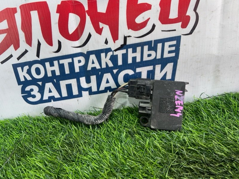 Блок управления вентилятором охлаждения Toyota Corolla Fielder NZE144 1NZ-FE (б/у)