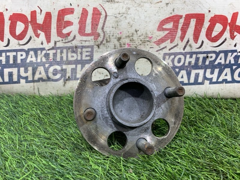 Ступица Toyota Vitz KSP130 1KR-FE задняя (б/у)