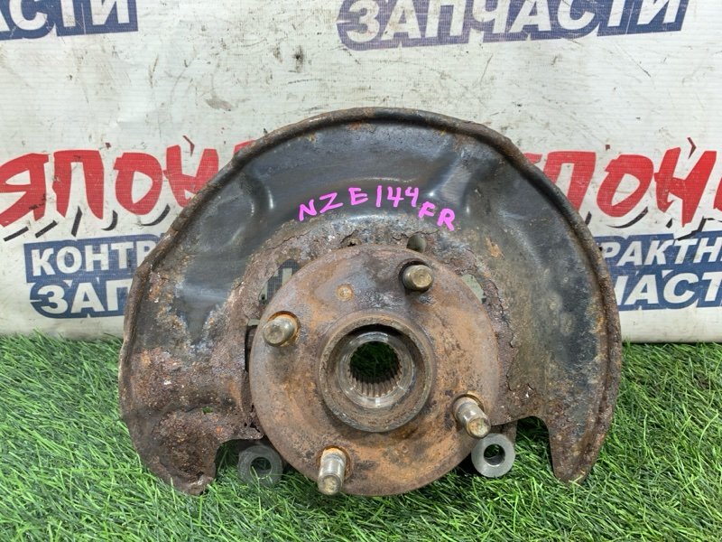 Ступица Toyota Corolla Fielder NZE144 1NZ-FE передняя правая (б/у)