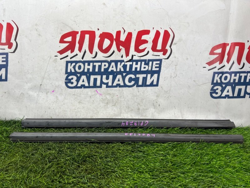 Молдинг на дверь Honda Fit GP1 LDA задний (б/у)