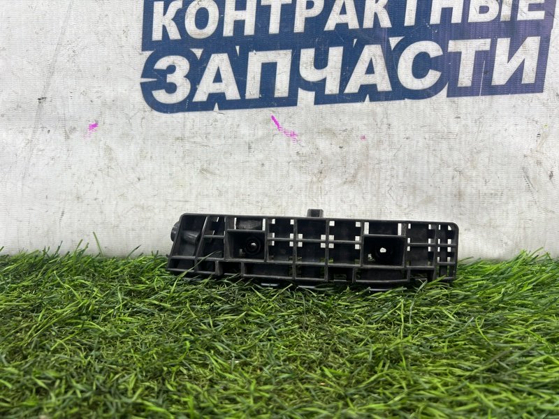 Крепление бампера Honda Freed Spike GB3 L15A переднее левое (б/у)
