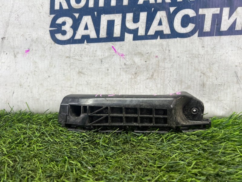 Крепление бампера Toyota Vitz KSP130 1KR-FE переднее левое (б/у)