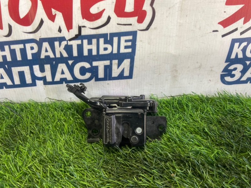 Замок 5-й двери Toyota Prius ZVW30 2ZR-FXE (б/у)
