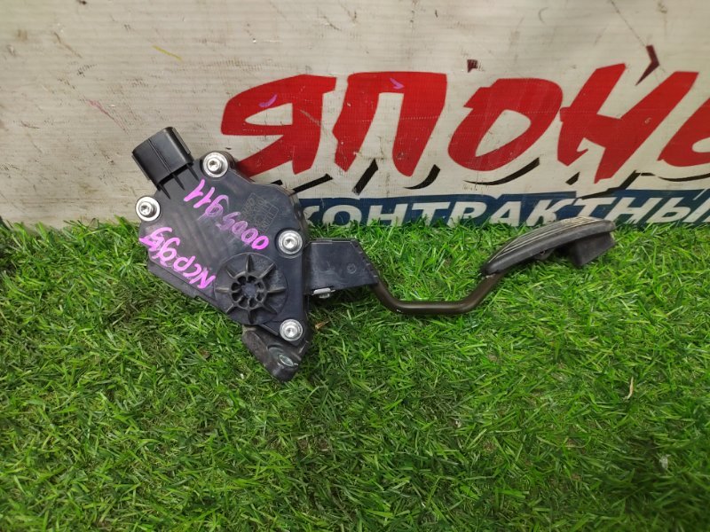 Педаль газа Toyota Vitz NCP95 2NZ-FE (б/у)
