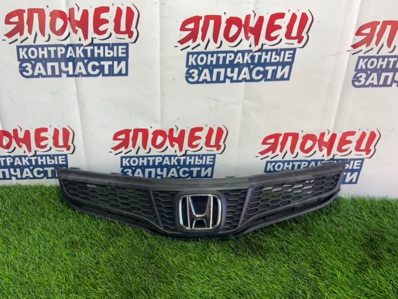 Решетка радиатора Honda Fit GE6 L13A (б/у)