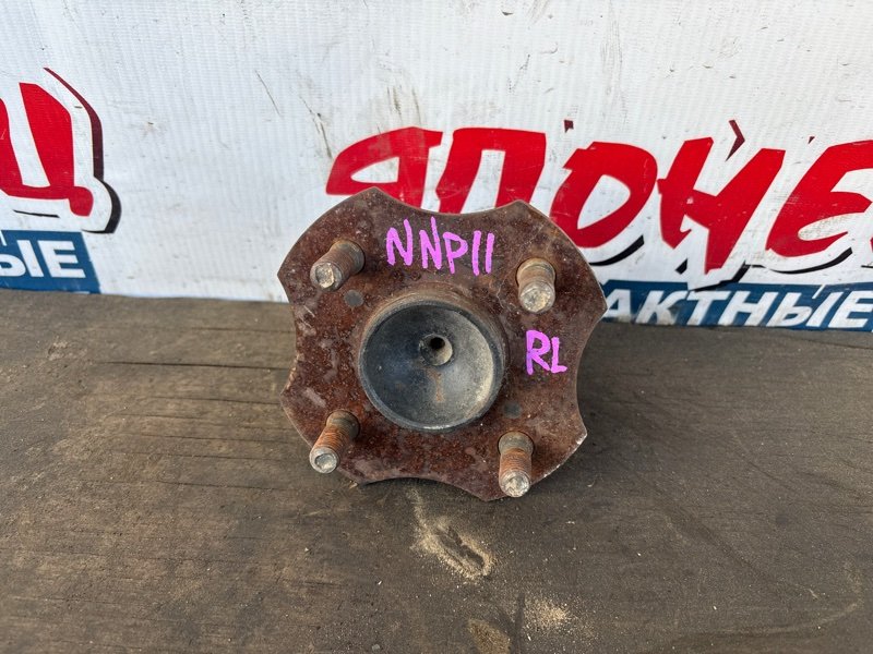 Ступица Toyota Porte NNP11 1NZ-FE задняя (б/у)
