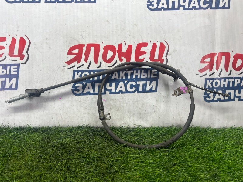Тросик ручника Honda Stream RN1 D17A правый (б/у)