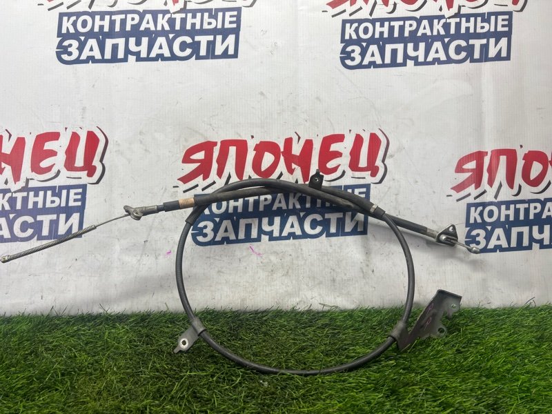 Тросик ручника Toyota Vitz KSP130 1KR-FE правый (б/у)