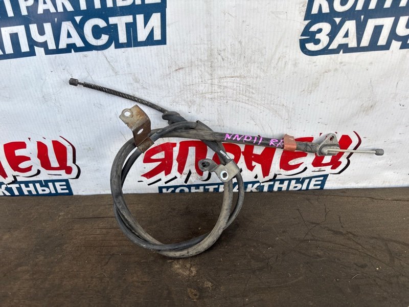 Тросик ручника Toyota Porte NNP11 1NZ-FE правый (б/у)