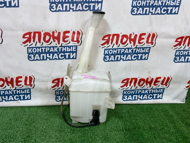 Бачок стеклоомывателя Toyota Allion ZZT240 1ZZ-FE 2005 (б/у)