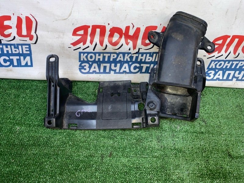 Накладка замка капота Honda Shuttle GP7 LEB (б/у)