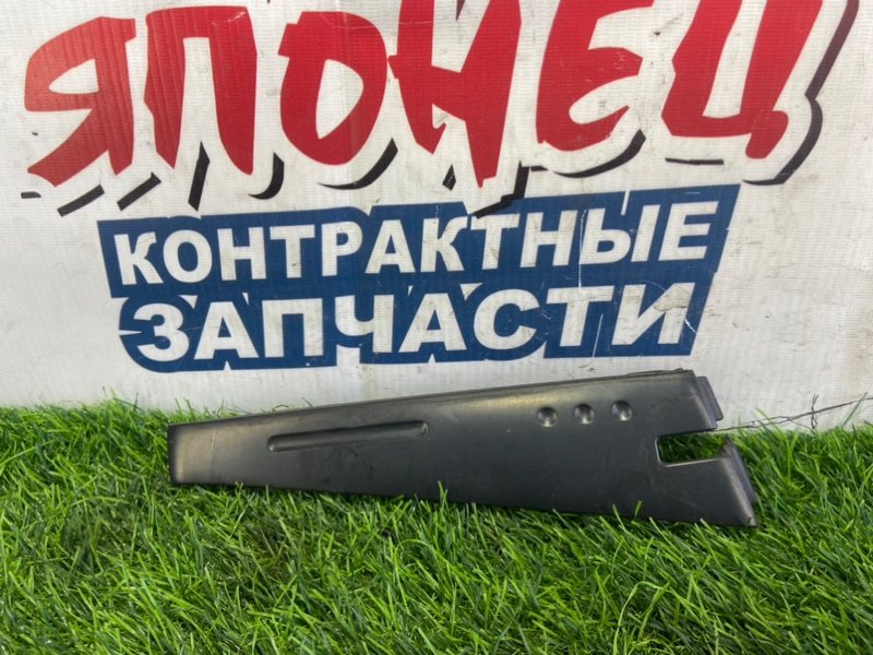 Молдинг крыши Honda Freed Spike GB3 L15A задний правый (б/у)