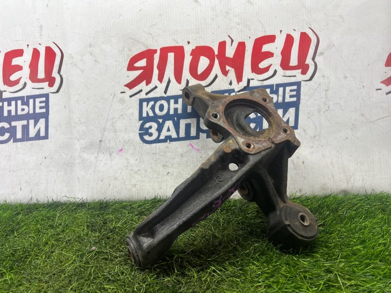 Цапфа Toyota Camry ACV40 2AZ-FE задняя правая (б/у)