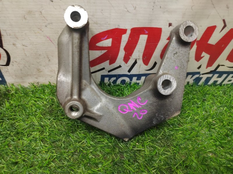 Крепление подушки двс Toyota Bb QNC20 K3-VE заднее (б/у)