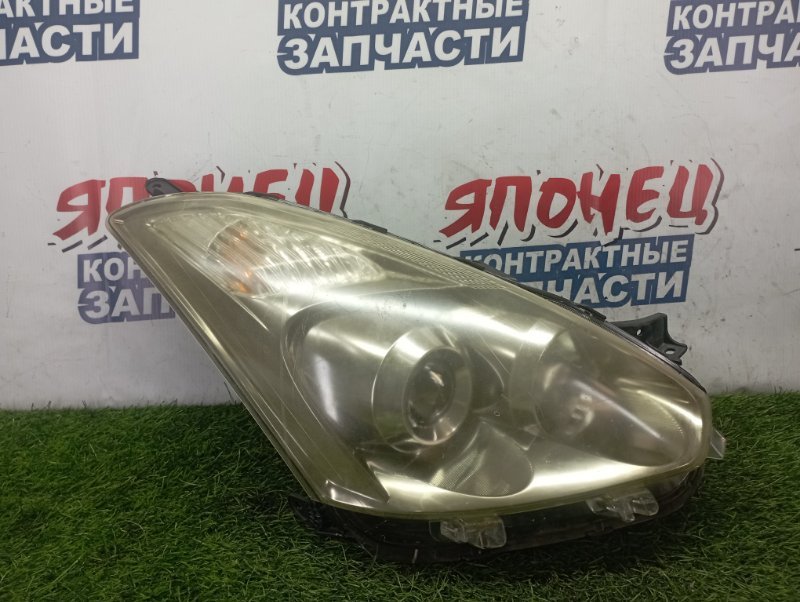 Фара Toyota Wish ZNE14 1ZZ-FE передняя правая (б/у)