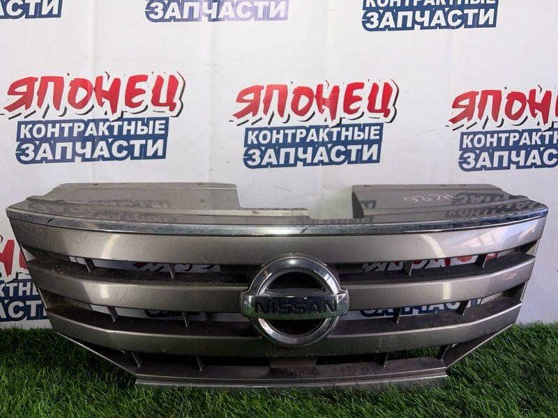 Решетка радиатора Nissan Serena HC26 MR20DD (б/у)