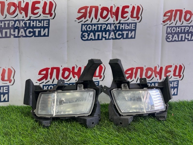 Туманка Toyota Vellfire ANH20 2AZ-FE передняя (б/у)