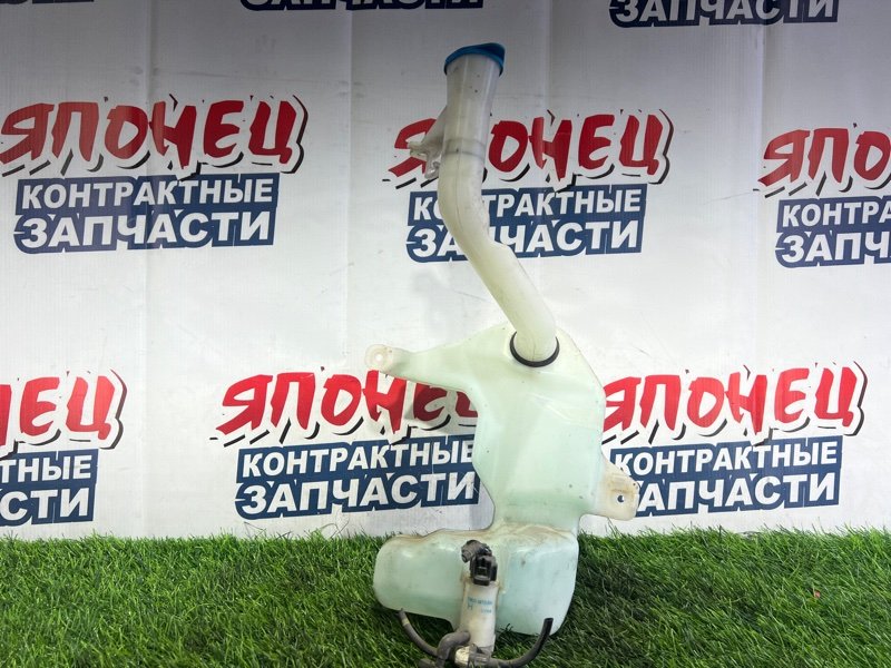 Бачок стеклоомывателя Honda Fit GP1 LDA (б/у)