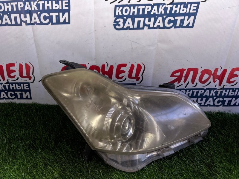 Фара Toyota Blade AZE156 2AZ-FE передняя правая (б/у)