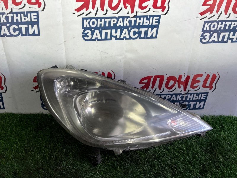 Фара Honda Fit GP1 LDA передняя правая (б/у)