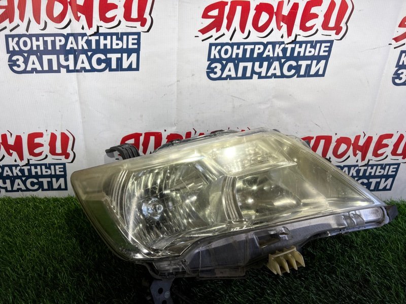 Фара Nissan Serena HC26 MR20DD передняя правая (б/у)