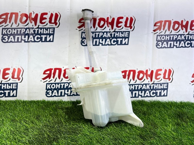 Бачок стеклоомывателя Toyota Vellfire ANH20 2AZ-FE (б/у)