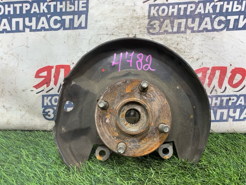 Ступица Toyota Will Cypha NCP70 2NZ-FE передняя правая (б/у)