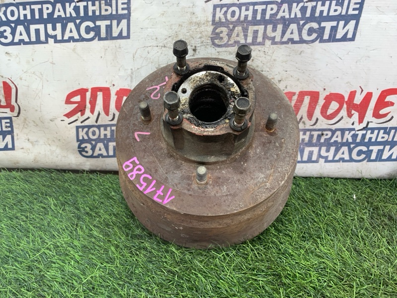 Тормозной барабан Nissan Vanette SKF2 RFT задний левый (б/у)