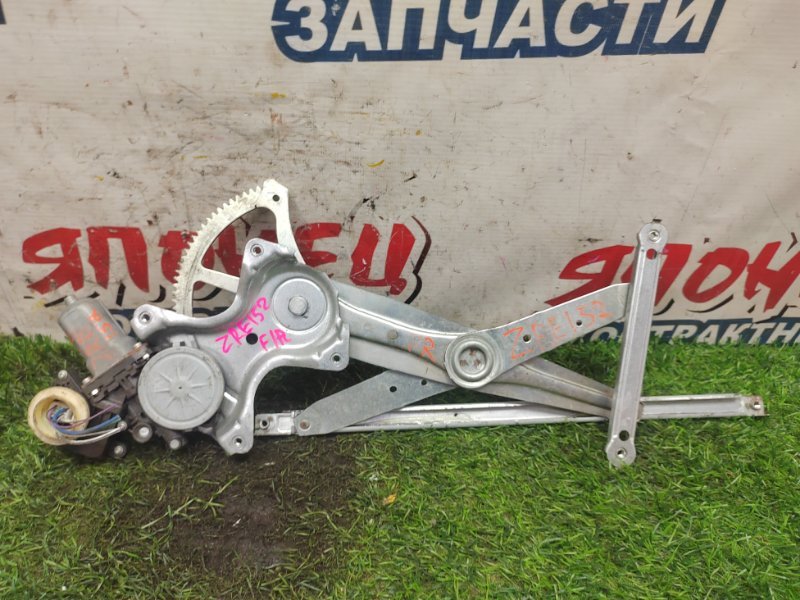 Стеклоподъемник Toyota Corolla Rumion ZRE152 2ZR-FE передний правый (б/у)