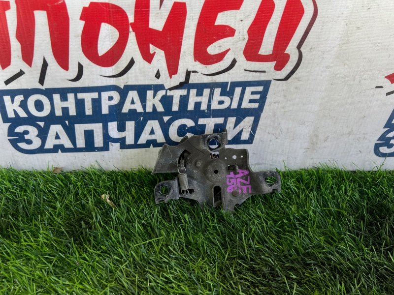 Замок капота Toyota Blade AZE156 2AZ-FE (б/у)