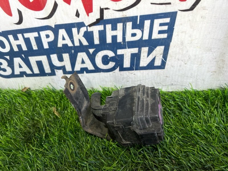 Блок реле Honda Fit GP1 LDA (б/у)