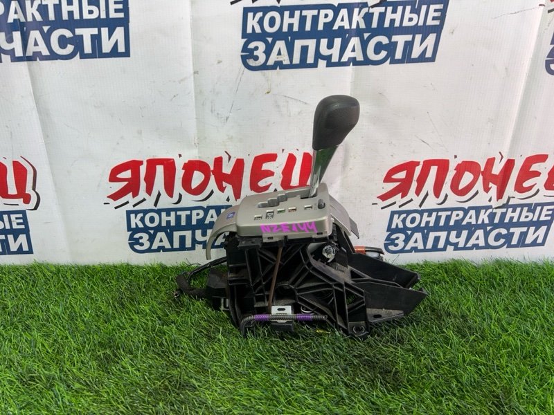 Рычаг переключения кпп Toyota Corolla  Fielder NZE144 1NZ-FE (б/у)