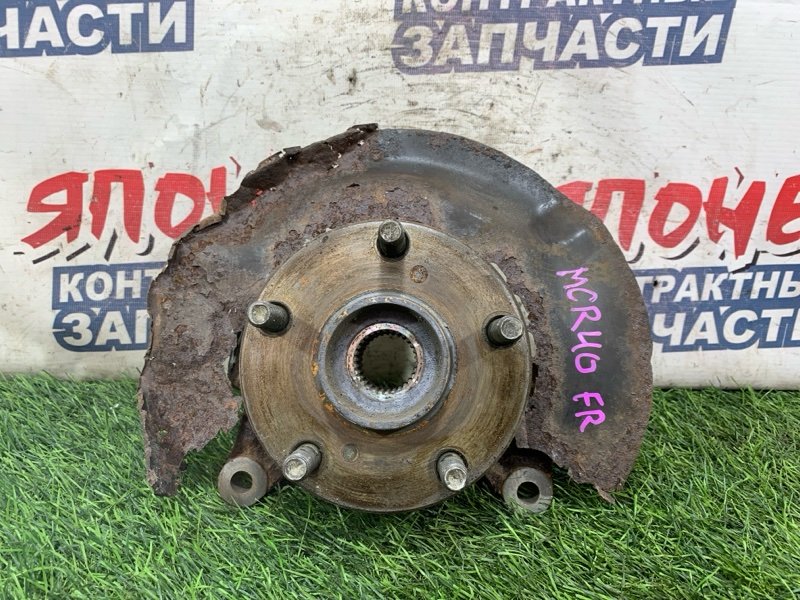 Ступица Toyota Estima MCR40 1MZ-FE передняя правая (б/у)