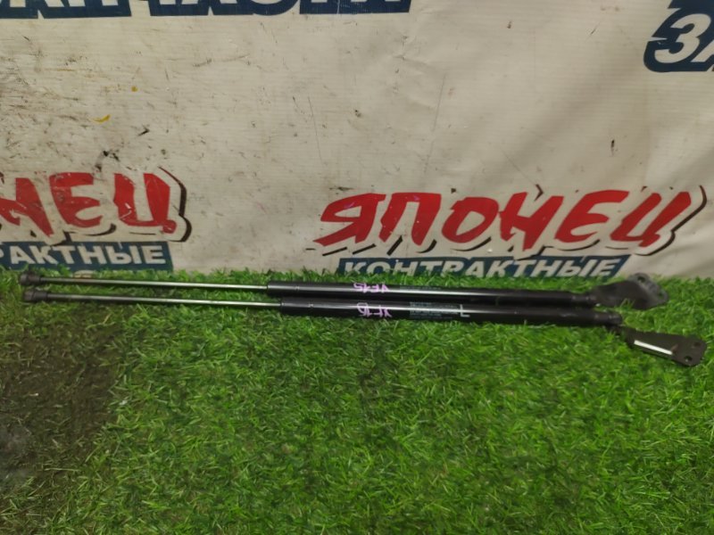 Амортизатор багажника Nissan Juke NF15 MR16DDT (б/у)