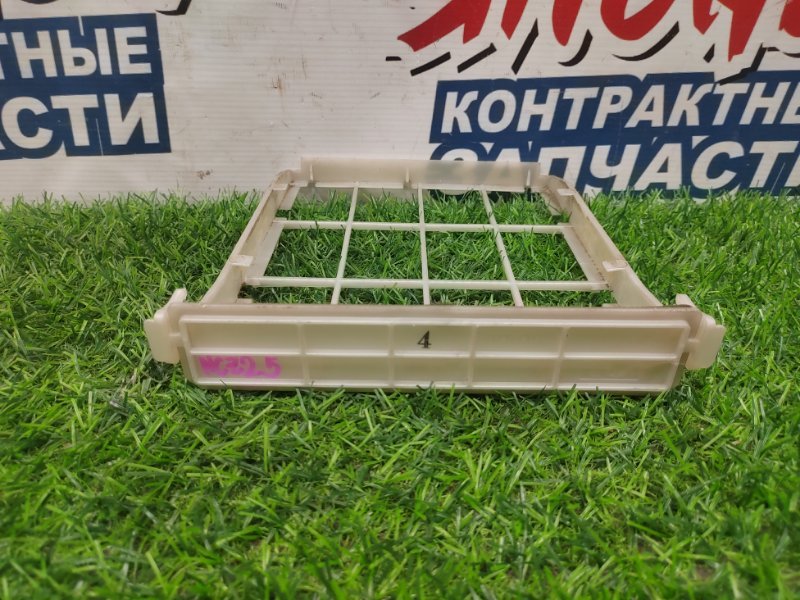 Рамка салонного фильтра Toyota Raum NCZ25 1NZ-FE (б/у)