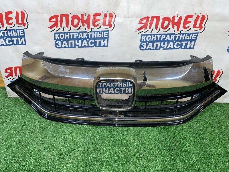 Решетка радиатора Honda Fit Shuttle GP7 L15A (б/у)