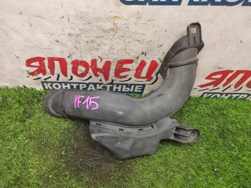 Воздухозаборник Nissan Juke YF15 HR15DE (б/у)