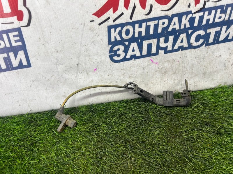 Датчик abs Toyota Corolla  Spacio AE111 4A-FE передний правый (б/у)