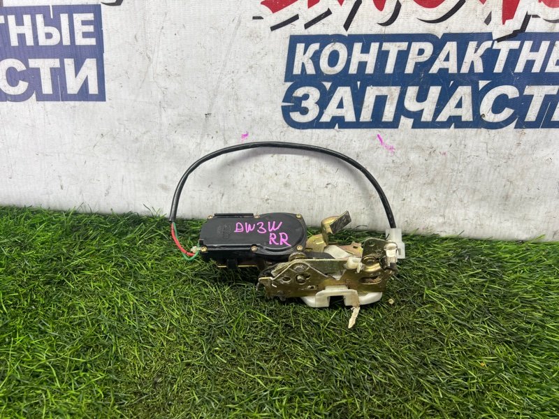 Замок двери Mazda Demio DW3W B3 задний правый (б/у)
