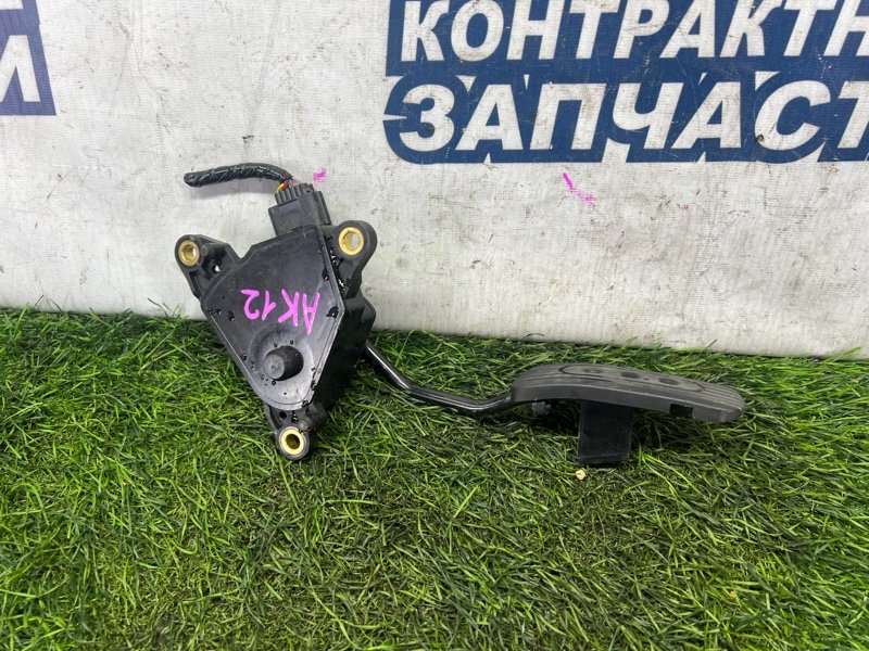 Педаль газа Nissan March AK12 CR12DE (б/у)
