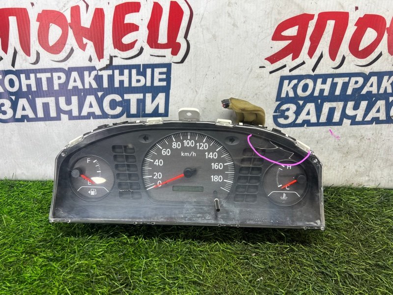 Панель приборов Nissan Ad VHNY11 QG18DE (б/у)