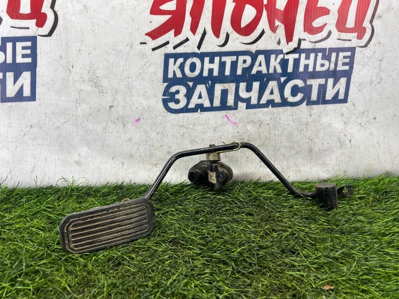 Педаль газа Toyota Caldina ST195 3S-FE (б/у)