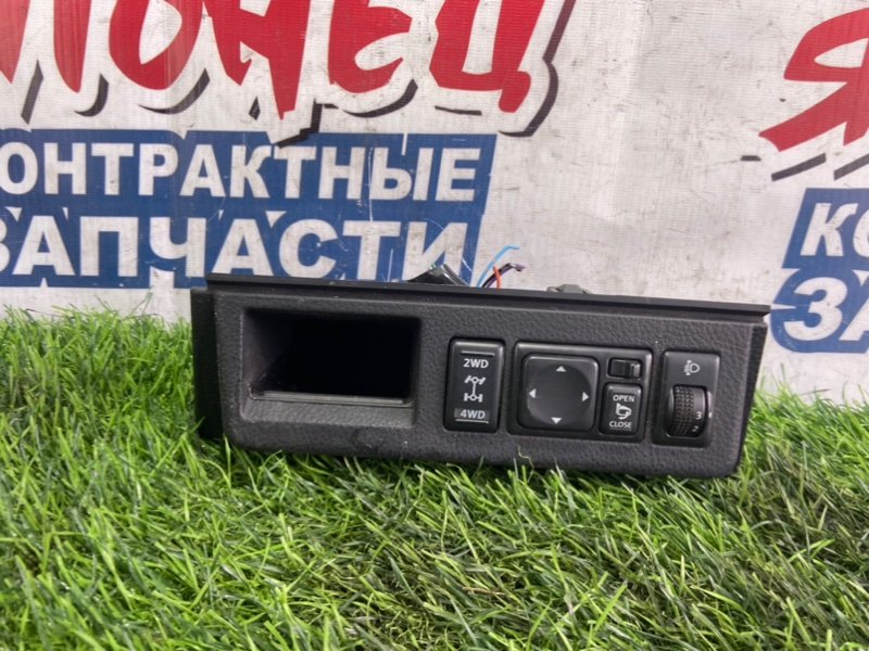Блок управления зеркалами Nissan Tiida NC11 HR15DE (б/у)