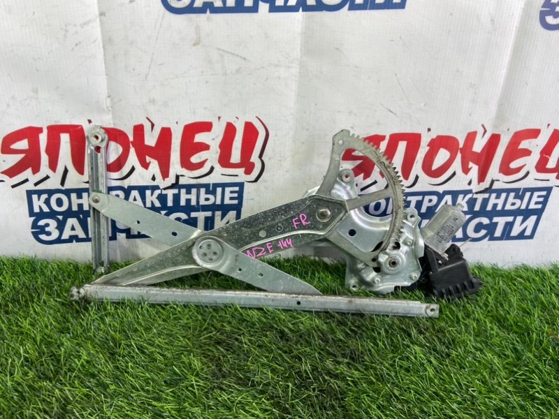 Стеклоподъемник Toyota Corolla Fielder NZE144 1NZ-FE передний правый (б/у)