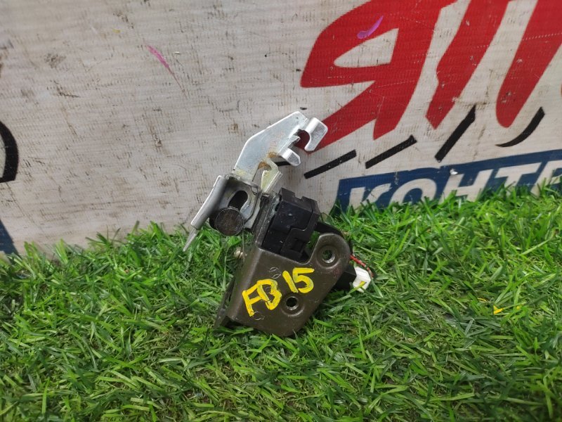 Петля замка багажника Nissan Sunny FB15 QG15DE (б/у)