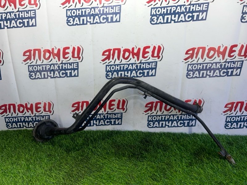 Горловина топливного бака Nissan X-Trail NT31 MR20DE (б/у)