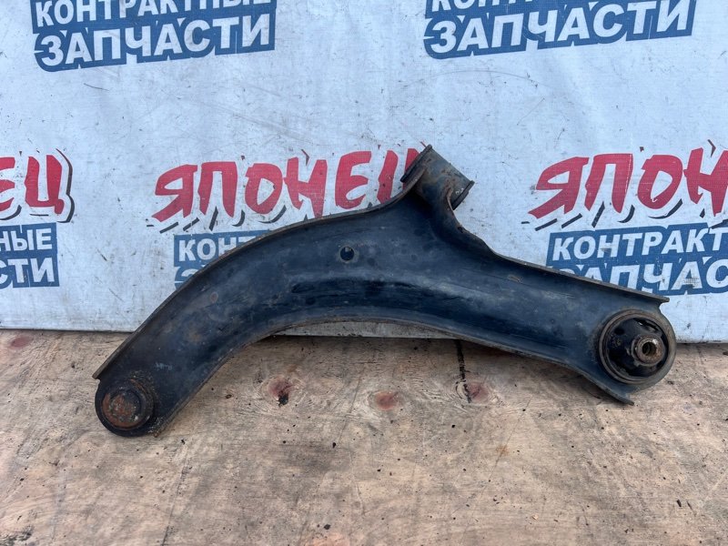 Рычаг нижний Nissan March AK12 CR12DE передний правый (б/у)