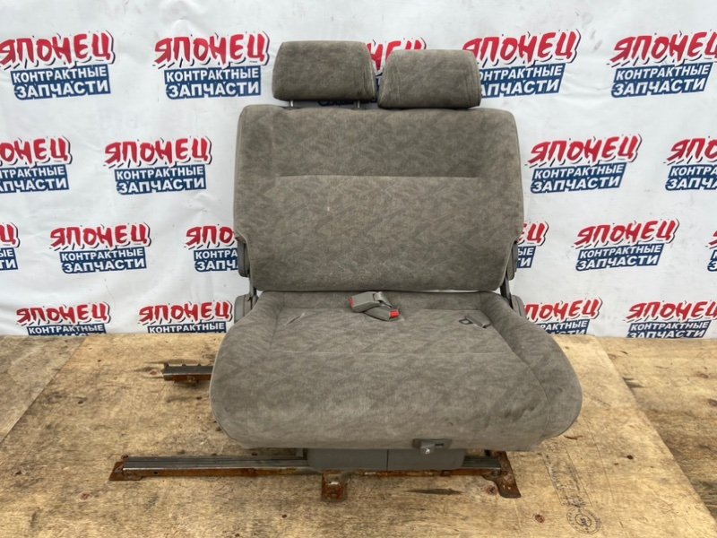 Сиденье Nissan Elgrand AVWE50 QD32ETI заднее (б/у)